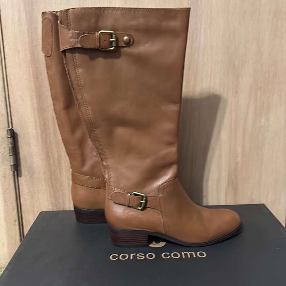 Fall vintage calf boots new with tags and box